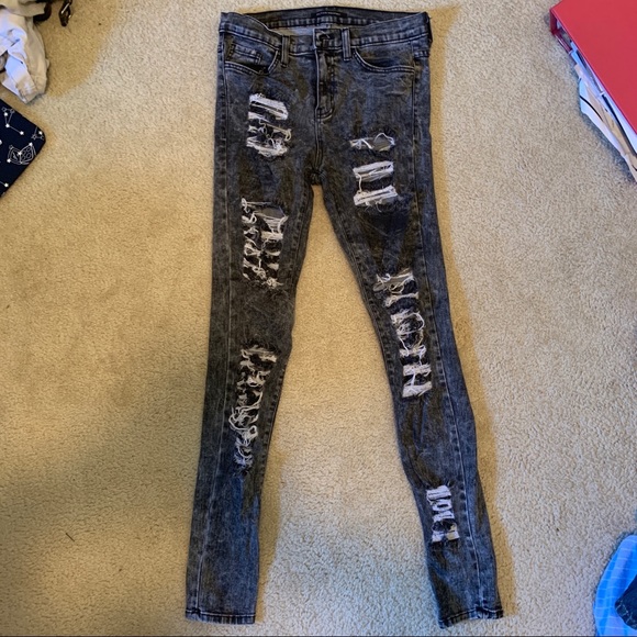 BLACK RIPPED ACID WASH JEANS - Picture 2 of 8